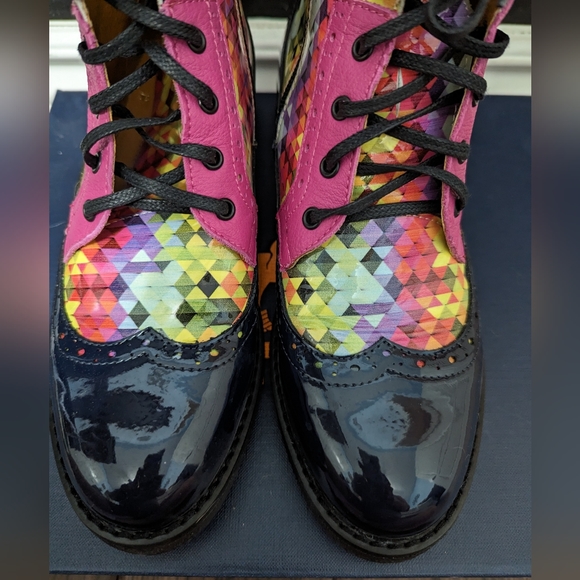 New Embassy London Hatter Boots. - Picture 3 of 11